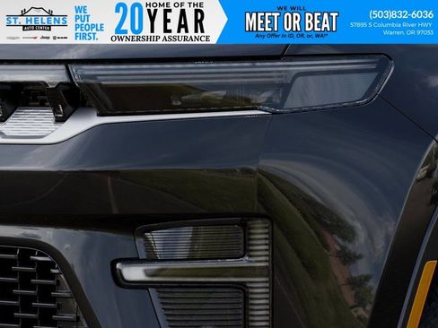 New 2026 Jeep Grand Wagoneer L 4WD image 13