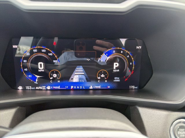 New 2026 Chevrolet Colorado Trail Boss AWD/4WD image 36