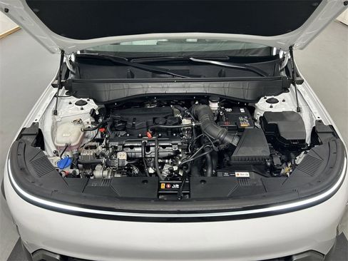 Used 2024 Hyundai Kona Limited image 25