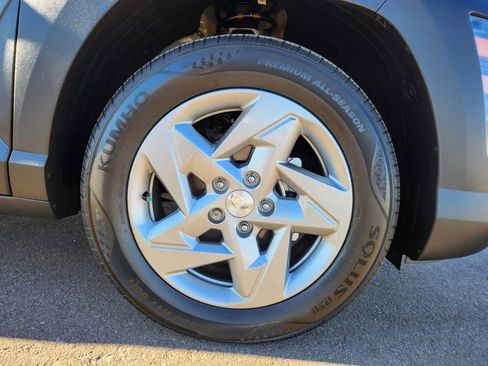 Certified 2025 Hyundai Kona SE image 34