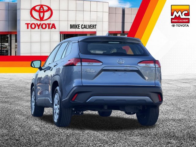 Used 2025 Toyota Corolla Cross L FWD image 6