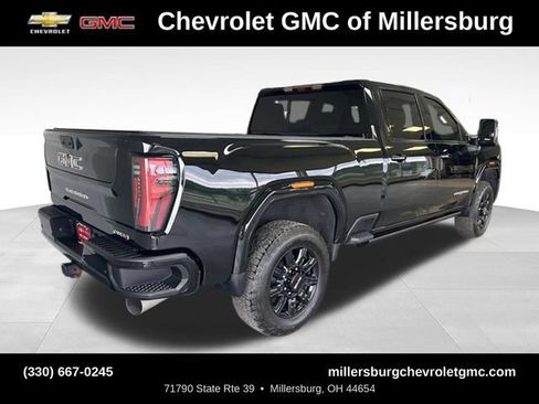 Used 2024 GMC Sierra 2500 AT4 w/ AT4 Premium Plus Package AWD/4WD image 4