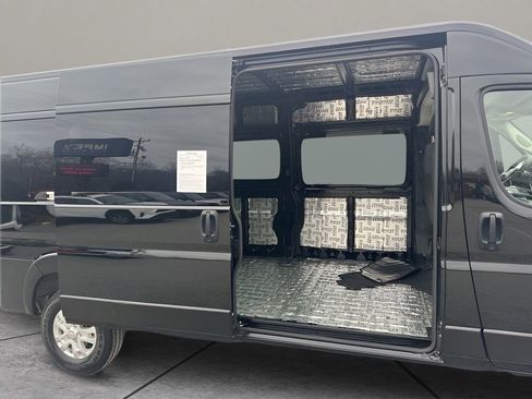 Used 2023 RAM ProMaster 3500 w/ Lane Management Group image 24