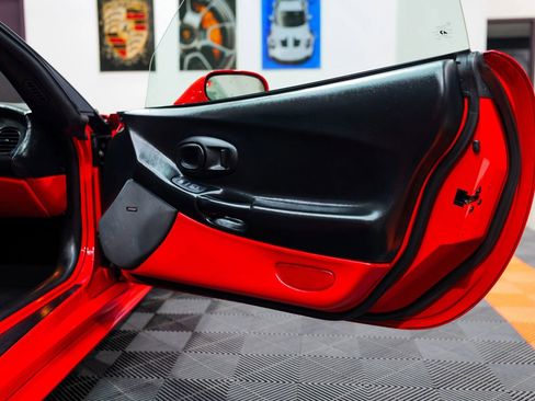 Used 2002 Chevrolet Corvette Z06 image 30