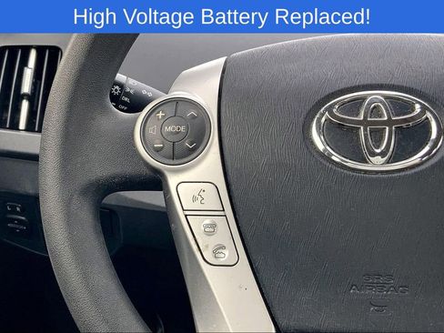 Used 2014 Toyota Prius Two image 17