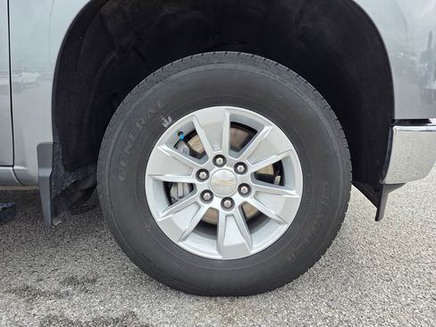 Used 2023 Chevrolet Silverado 1500 LT image 31