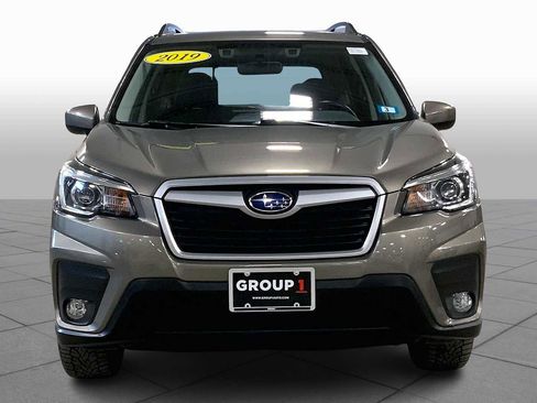 Used 2019 Subaru Forester Premium w/ All-Weather Package image 4