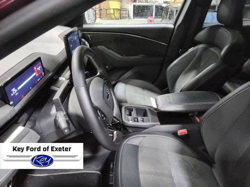 Used 2025 Ford Mustang Mach-E GT AWD/4WD image 30