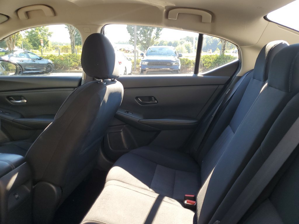 Used 2025 Nissan Sentra SV FWD image 12