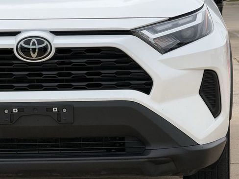 Used 2024 Toyota RAV4 XLE image 9