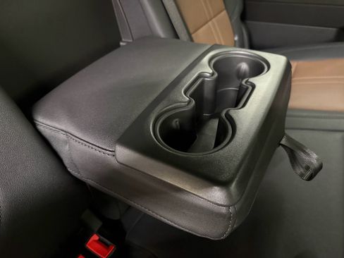 Certified 2024 Chevrolet Silverado 2500 High Country AWD/4WD image 27