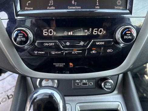 Used 2024 Nissan Murano SV image 22