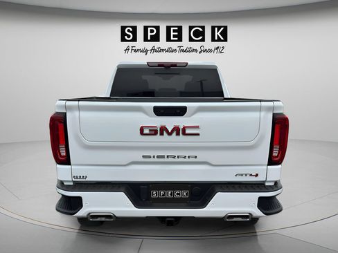 Used 2025 GMC Sierra 1500 AT4 w/ AT4 Premium Package AWD/4WD image 4