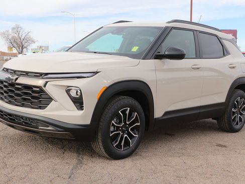 New 2026 Chevrolet TrailBlazer ACTIV w/ Driver Confidence Package image 3