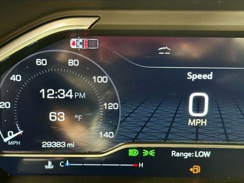 Used 2025 GMC Sierra 2500 AT4 w/ AT4 Premium Plus Package AWD/4WD image 13