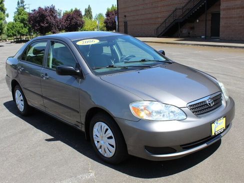 Used 2006 Toyota Corolla CE FWD image 1