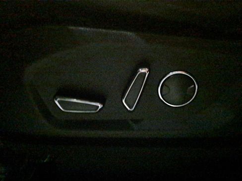 Used 2016 Ford Edge SEL w/ Equipment Group 201A image 21