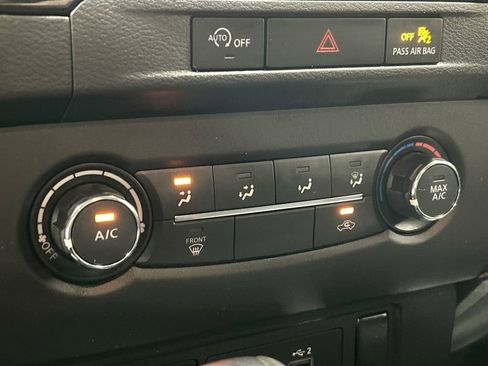 Used 2024 Nissan Frontier S w/ S Utility Package image 15