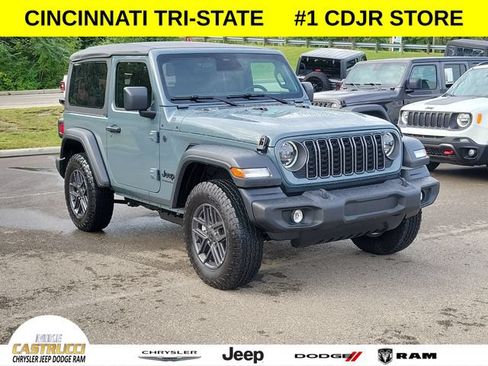 Used 2026 Jeep Wrangler Sport AWD/4WD image 1