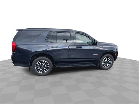 Used 2023 GMC Yukon AT4 w/ Technology Package image 9