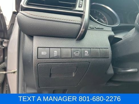 Used 2020 Toyota Camry LE FWD image 17