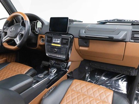 Used 2018 Mercedes-Benz G 63 AMG 4MATIC image 2