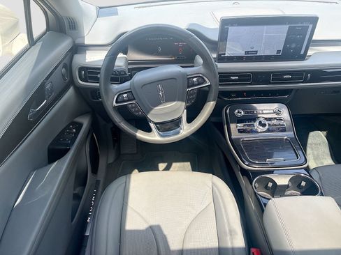 Used 2022 Lincoln Nautilus Reserve w/ Equipment Group 201A FWD image 24