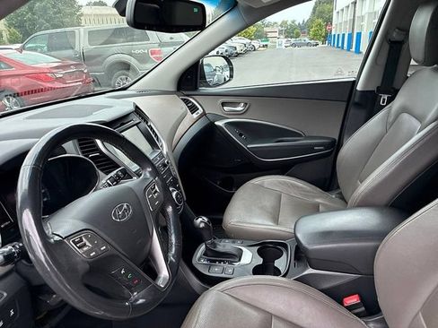 Used 2017 Hyundai Santa Fe AWD w/ Cargo Package image 28