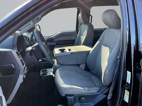 Used 2020 Ford F150 XLT image 22