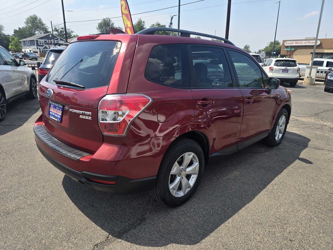 Used 2016 Subaru Forester 2.5i Premium AWD/4WD image 10
