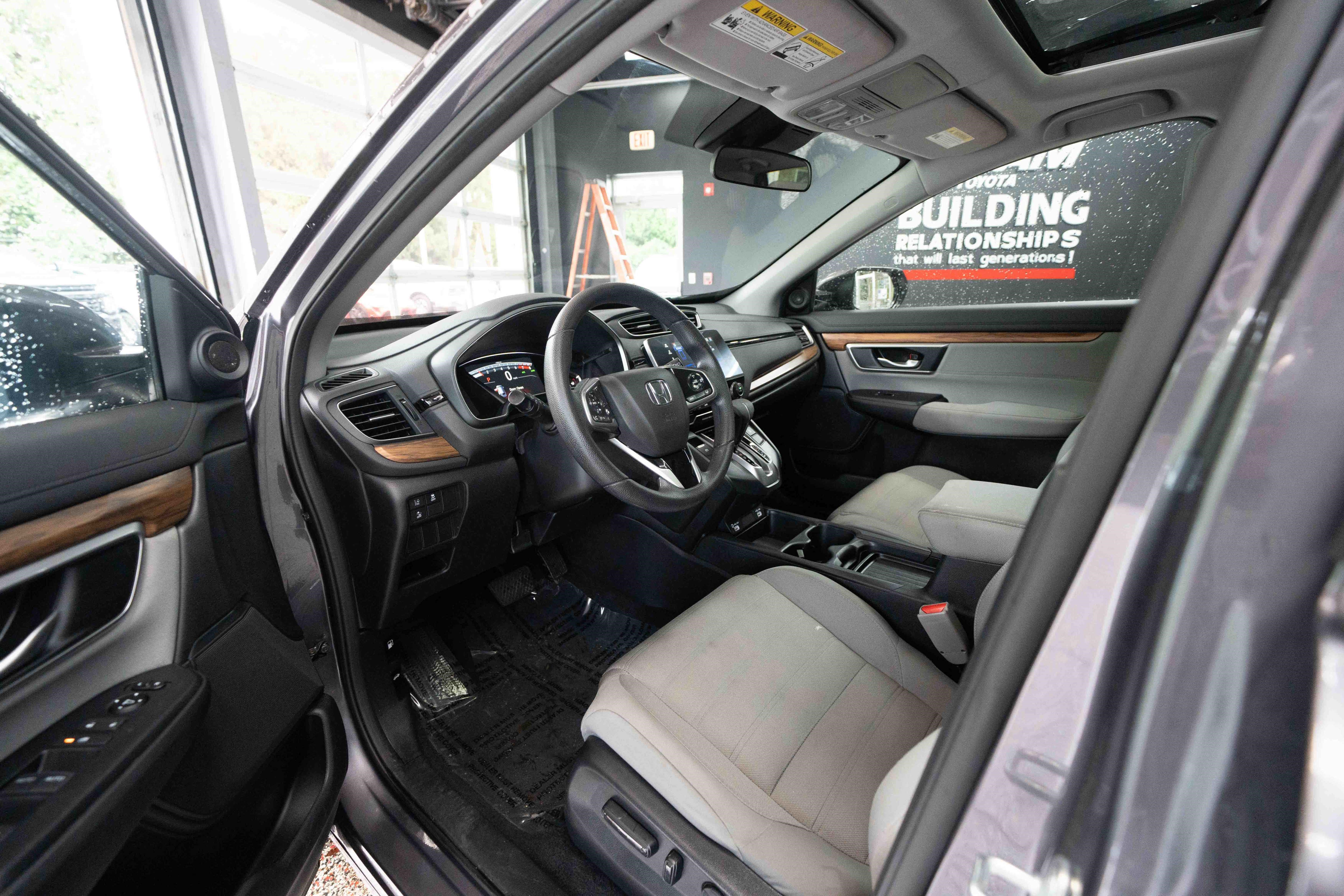 Used 2021 Honda CR-V EX image 8