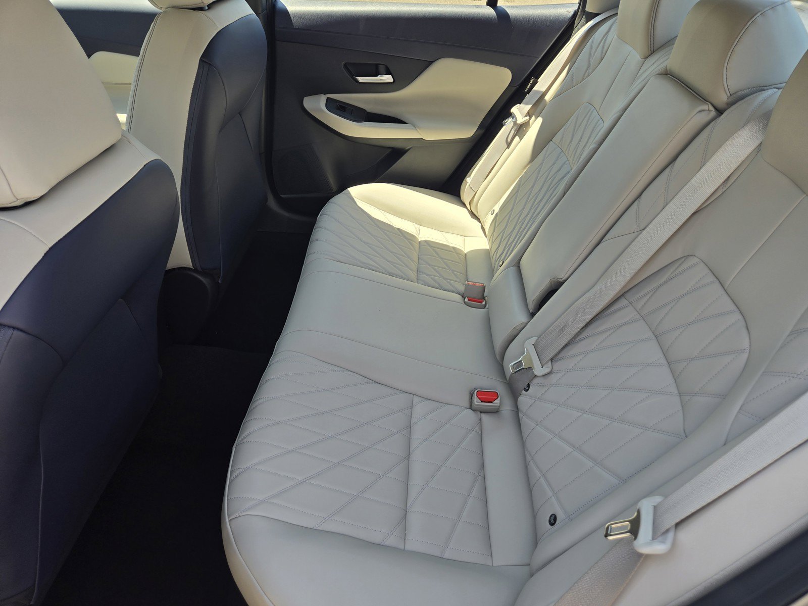 New 2026 Nissan Sentra SL w/ Floor Mat Package FWD image 9