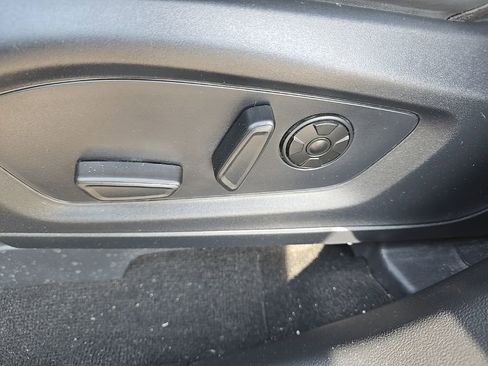 Used 2025 Ford Explorer ST AWD/4WD image 15