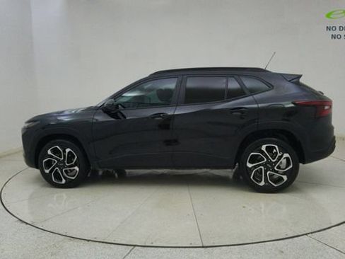 Used 2025 Chevrolet Trax RS w/ Driver Confidence Package FWD image 66
