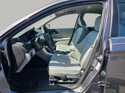 Used 2016 Honda Accord LX image 19