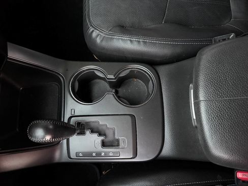 Used 2013 Kia Sorento EX w/ EX V6 Premium Pkg image 33