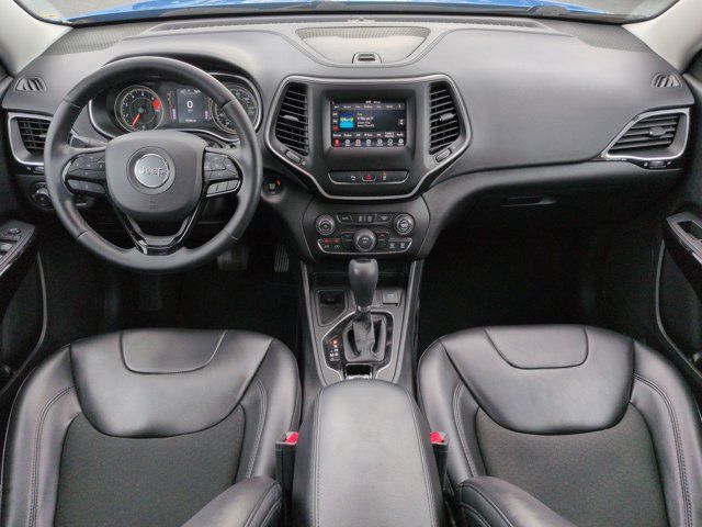 Used 2021 Jeep Cherokee Latitude Plus FWD image 15