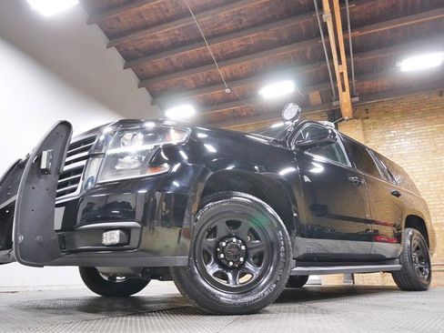 Used 2020 Chevrolet Tahoe 4WD image 3