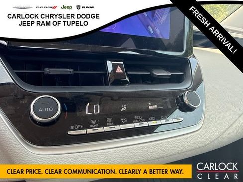Used 2024 Toyota Corolla LE FWD image 23
