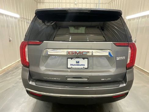 Used 2021 GMC Yukon XL SLT w/ SLT Premium Package RWD image 32