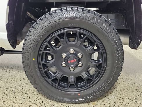 Used 2025 Toyota Tacoma SR5 RWD image 8
