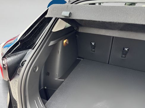 New 2026 Chevrolet Trax LT w/ Sunroof Package FWD image 12
