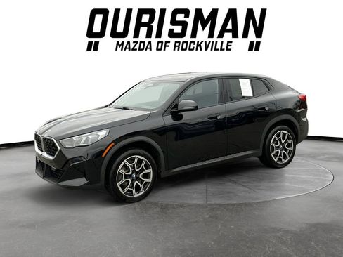 Used 2024 BMW X2 xDrive28i w/ Convenience Package image 2