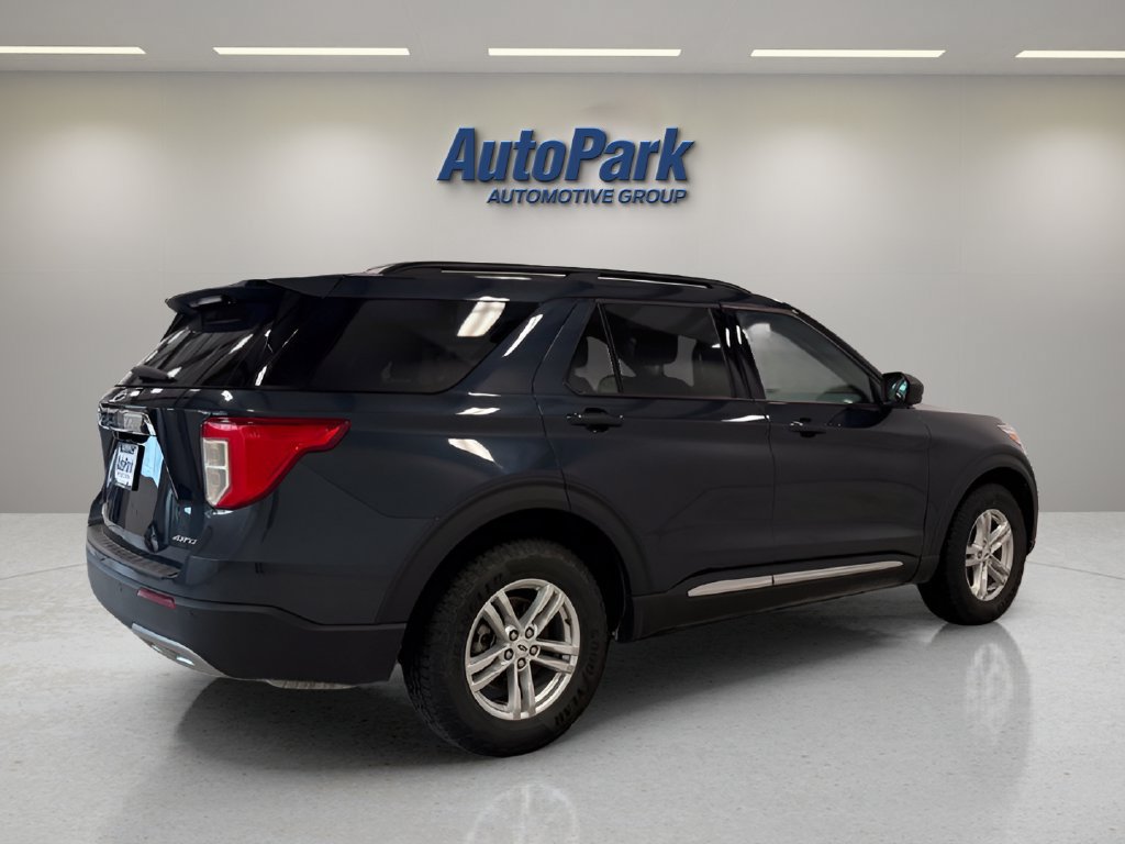 Used 2023 Ford Explorer XLT w/ Equipment Group 202A AWD/4WD image 7
