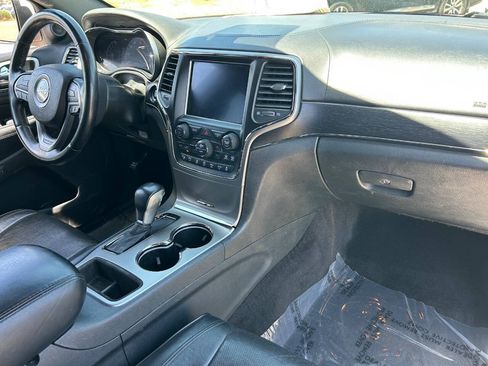 Used 2018 Jeep Grand Cherokee High Altitude RWD image 12