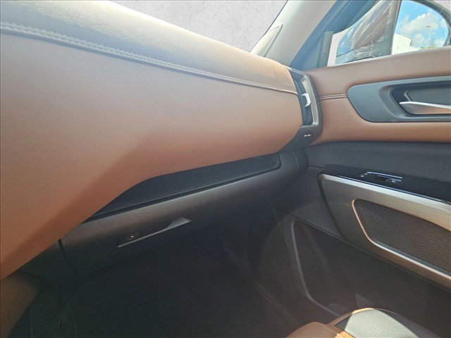 Used 2025 Nissan Pathfinder Platinum w/ Cargo Package FWD image 22