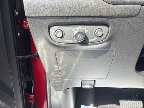Used 2021 Buick Encore GX Preferred FWD image 30