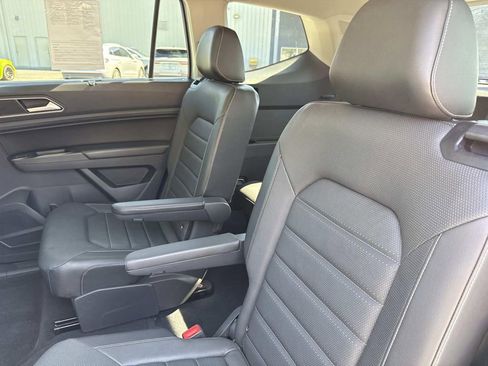 Used 2018 Volkswagen Atlas SEL Premium image 13