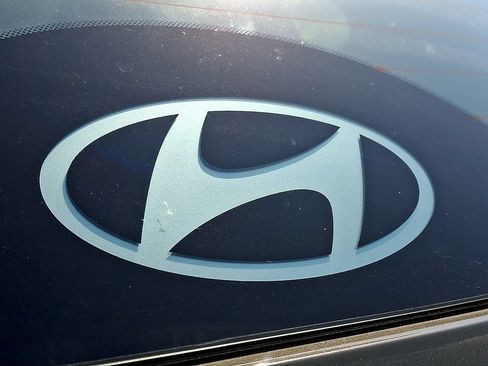 New 2026 Hyundai Tucson SE FWD image 18
