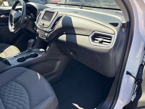 Used 2021 Chevrolet Equinox LT image 51